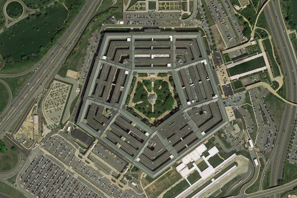 Пентагон внезапно отменил брифинг в день ультиматума Трампа по Ирану