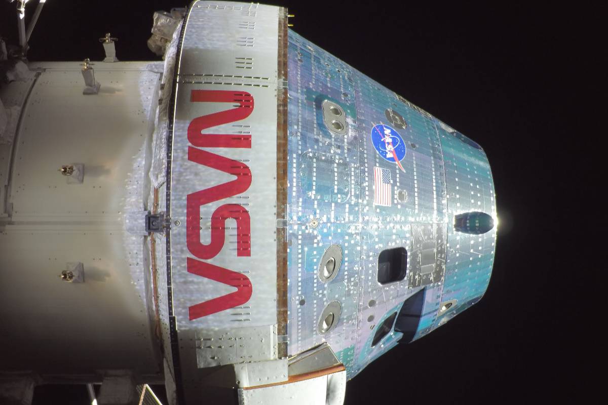 Корабль Orion достиг максимального удаления от Земли