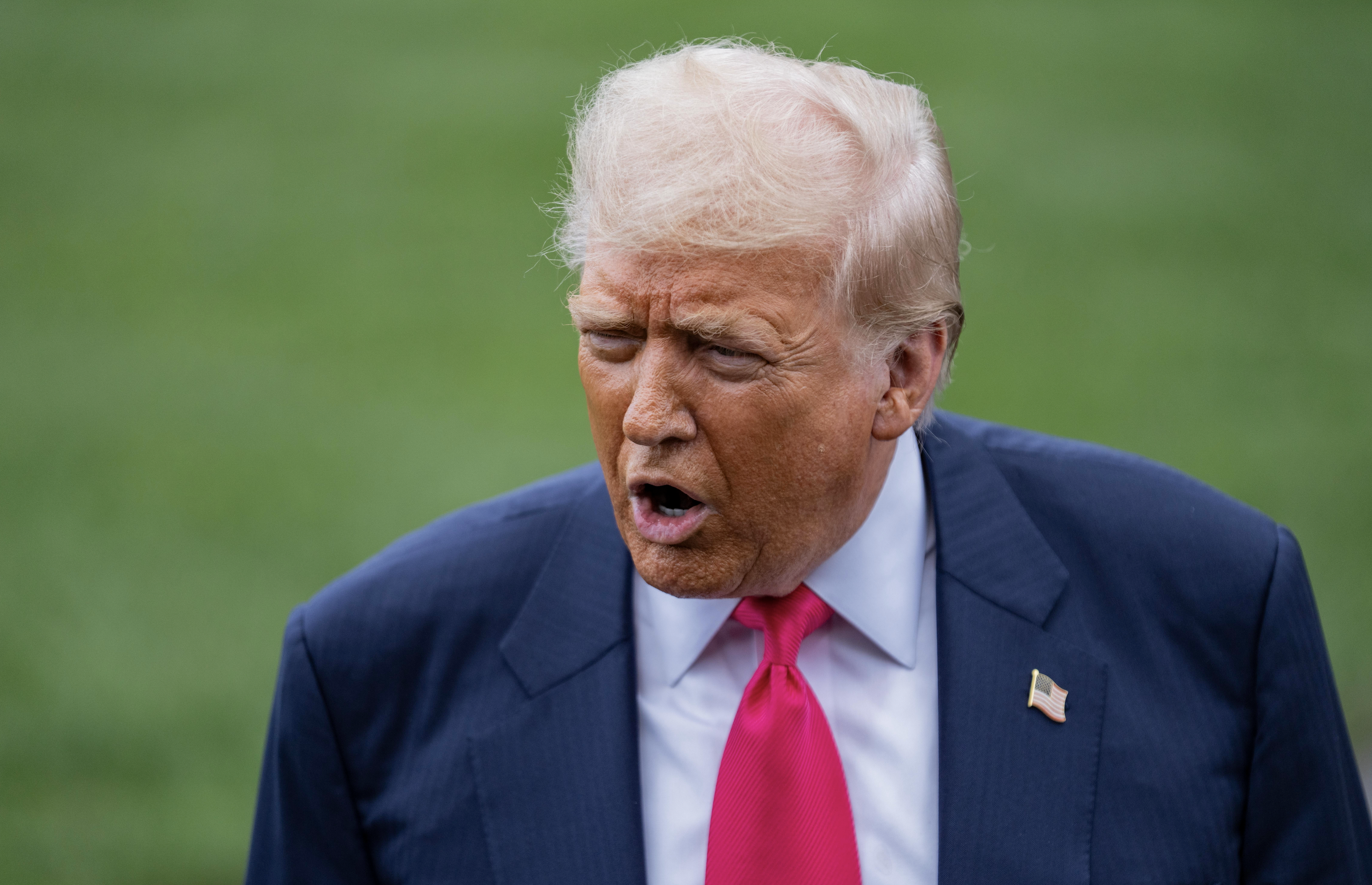 &laquo;Он сеет хаос&raquo;: ЕС берёт курс на открытую конфронтацию с Трампом