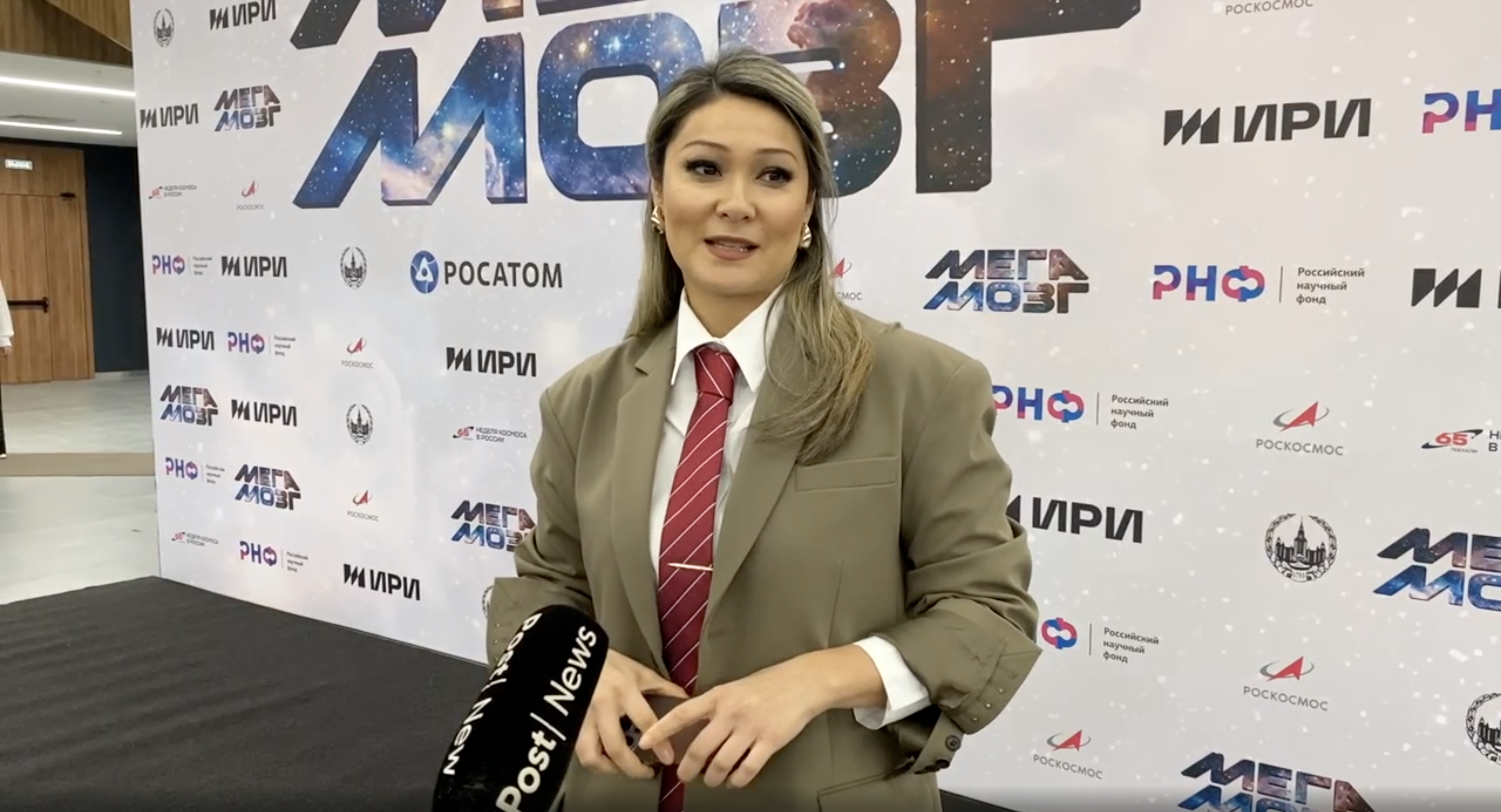 &laquo;Лучшие не только в России&raquo;: Ким восхитилась спецпроектом Life.ru и его космическим потенциалом