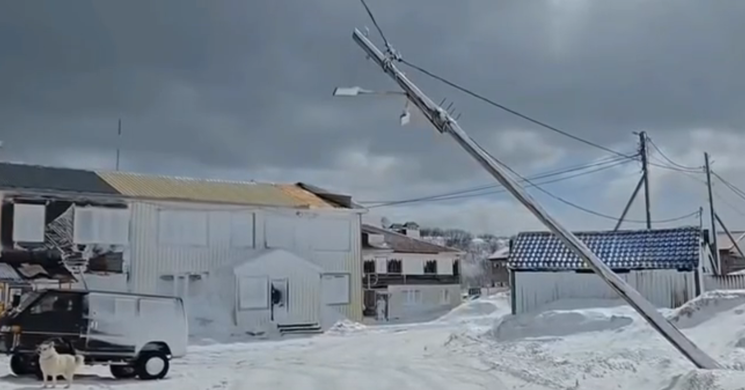 Мощный циклон обесточил почти весь Северо-Курильск