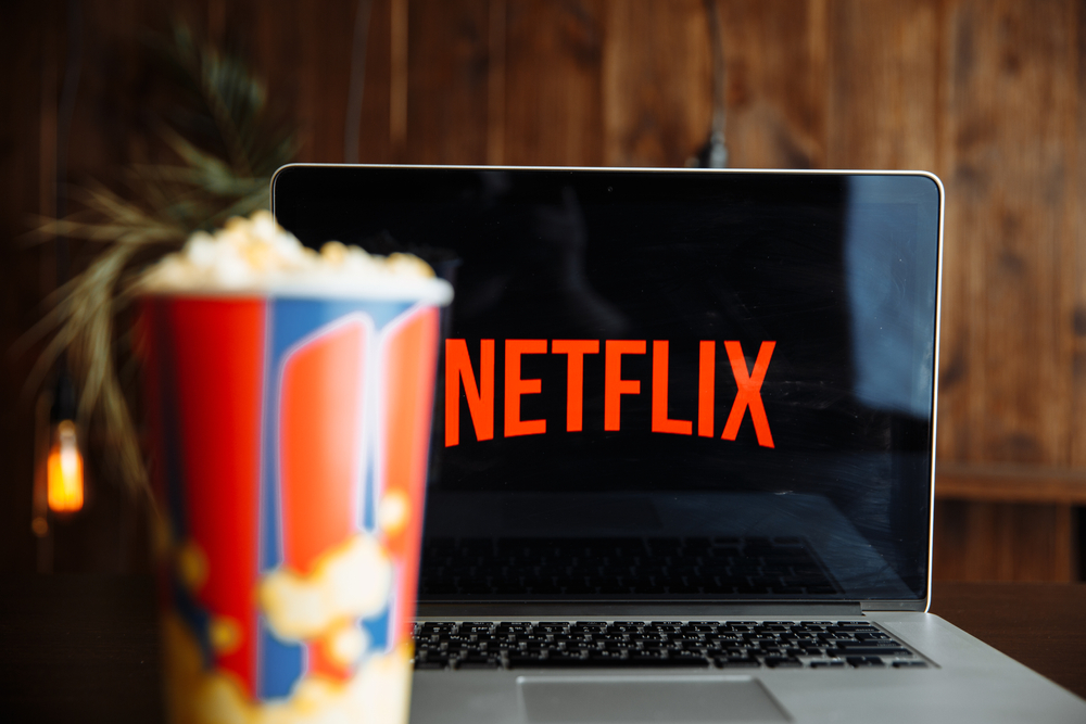 Генпрокурор Техаса обвинил Netflix в шпионаже за детьми и продаже их данных