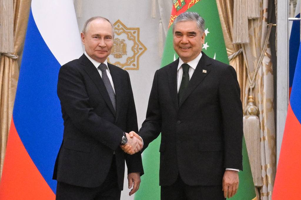 Путин и Бердымухамедов подчеркнули важность будущего заседания Совета глав СНГ
