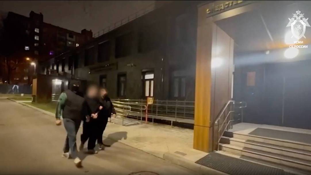 В Петербурге двое подростков держали украинский колл-центр с 9 тысячами звонков в день