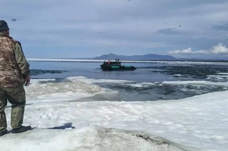 СК завёл уголовное дело после гибели туристов при крушении катера на Байкале