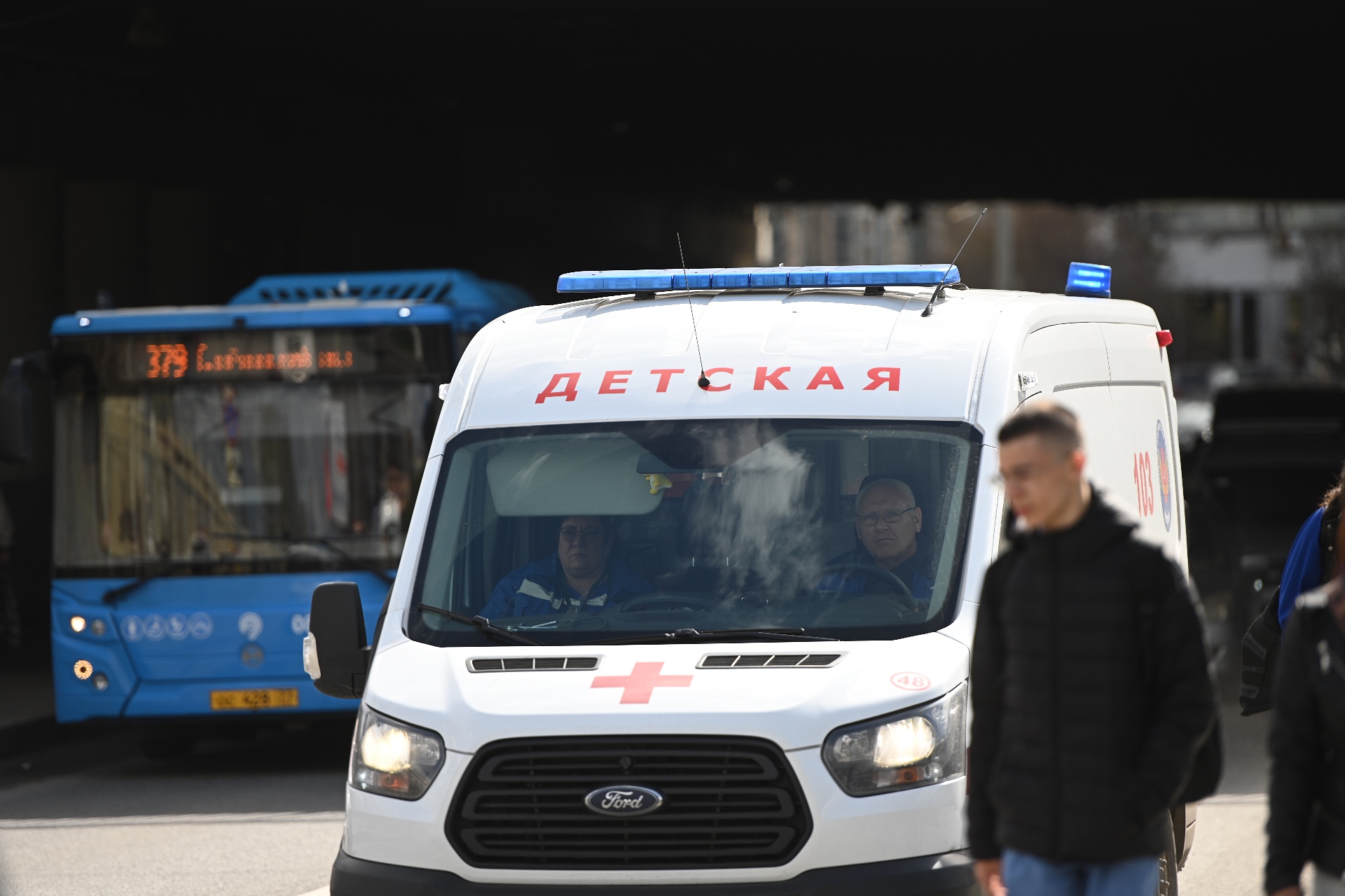 Мальчик получил сложный перелом руки во время прогулки в детсаду на Камчатке