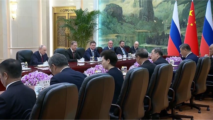 &laquo;Мир скатывается к закону джунглей&raquo;: Си Цзиньпин объяснил важность союза с Россией
