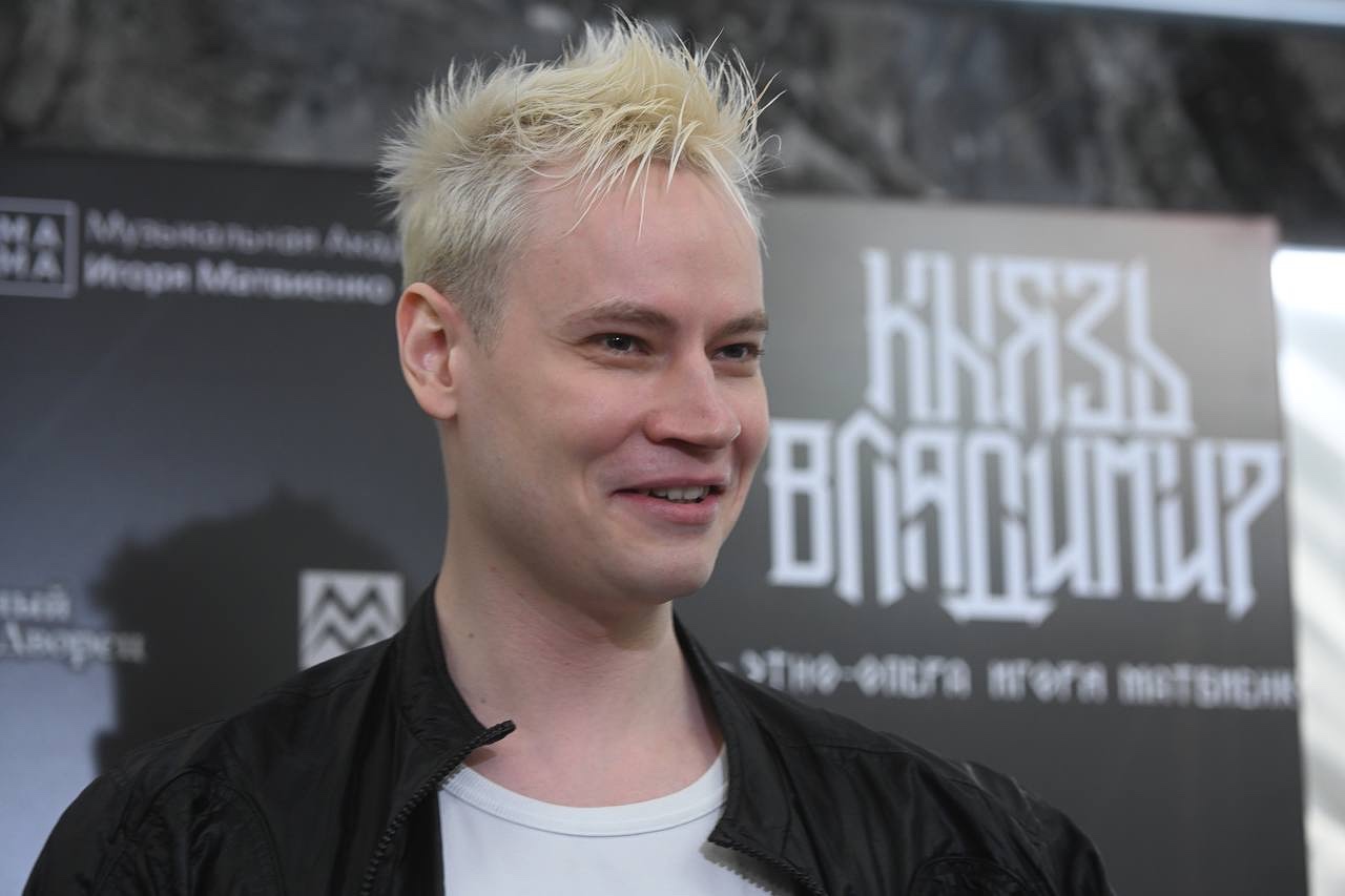 &laquo;Отрезали языки&raquo;: Shaman обрекли на вечные муки за крестное знамение перед своим портретом