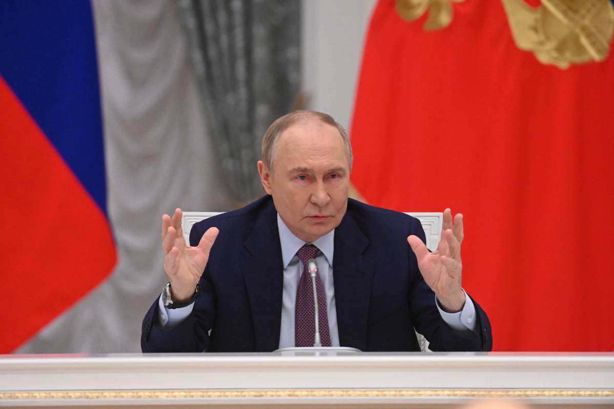 Путин на совещании Совбеза РФ обсудил удар по колледжу в ЛНР