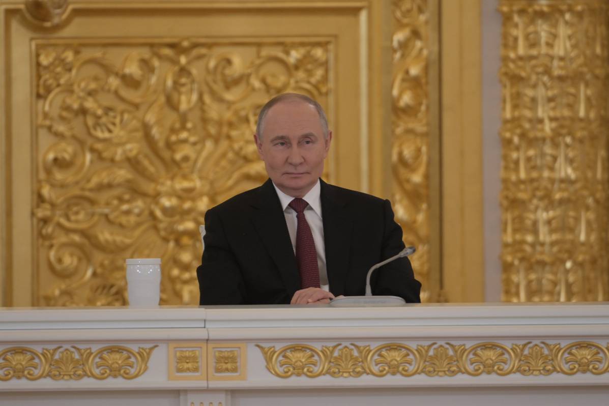 Путин поздравил школьников с триумфом на Международной олимпиаде по биологии
