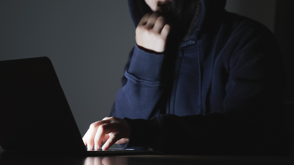 Летняя ловушка для школьников и студентов: Life.ru узнал, какие &laquo;подработки&raquo; грозят судимостью