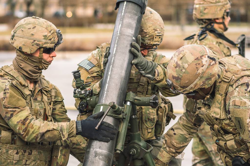 &laquo;Удар в спину&raquo;: Польша назвала предательством уход американских военных