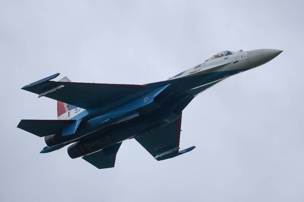 Российский военный самолёт нарушил границу из-за грозы, утверждает МО Финляндии