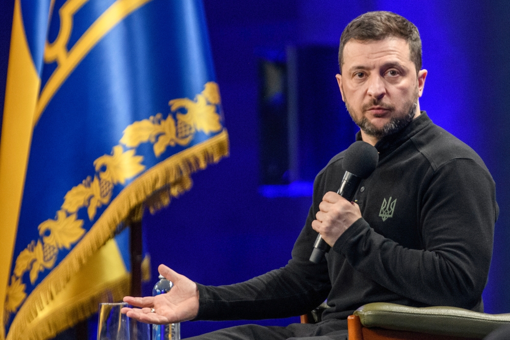 &laquo;Прохвост обесценил орден&raquo;: В Совфеде ответили на попытку Польши отозвать награду Зеленского