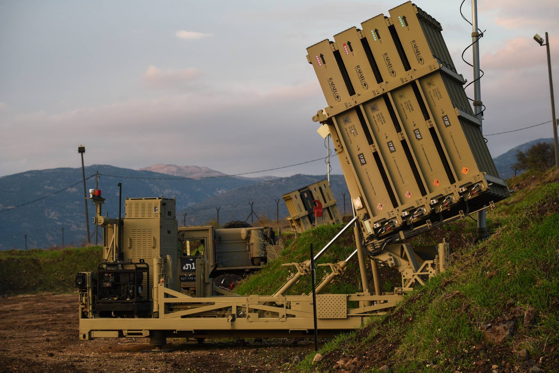 Армия Израиля по ошибке сбила свои же ракеты над Ливаном