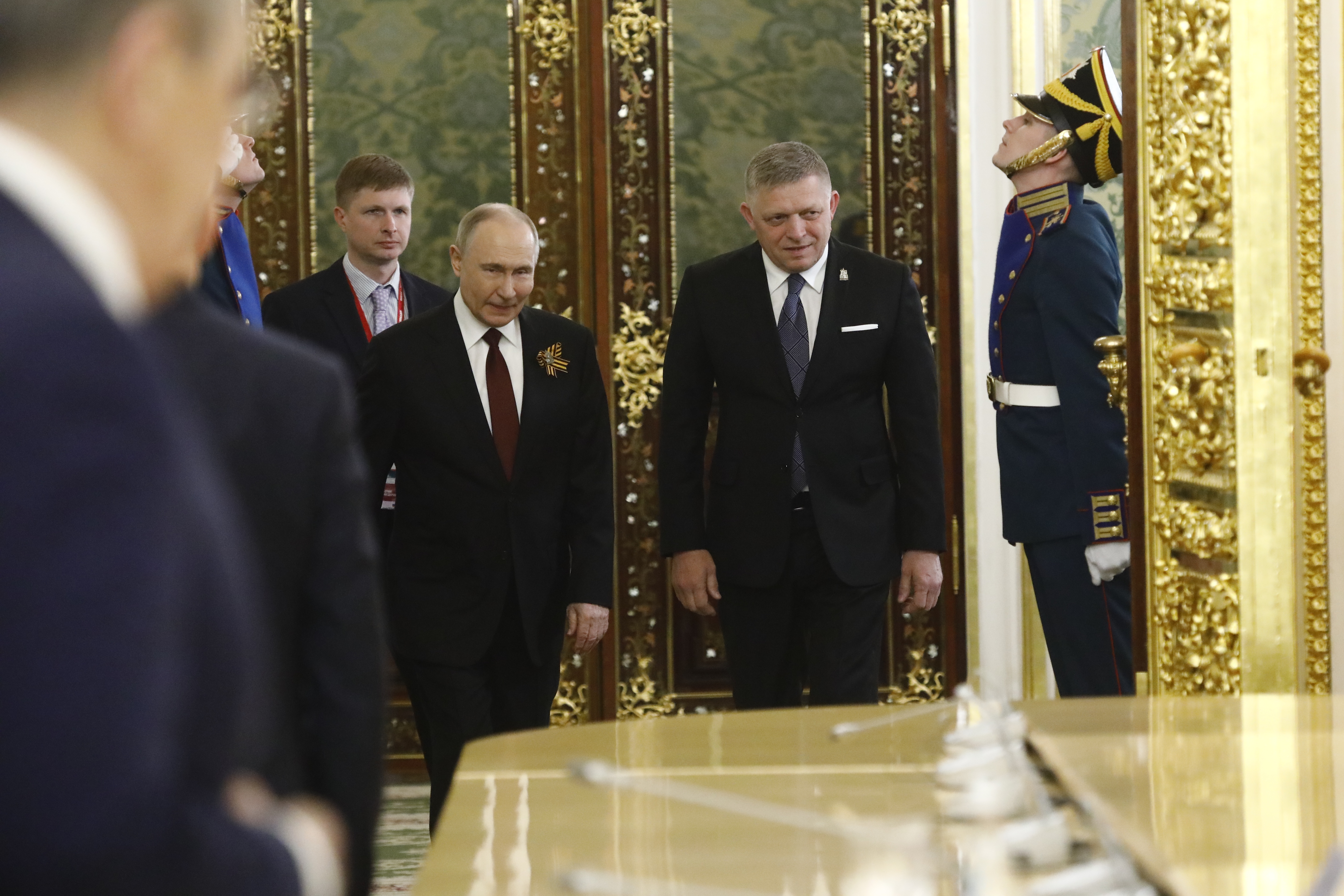 Фицо сообщил Путину о восстановлении военного кладбища в Михаловце