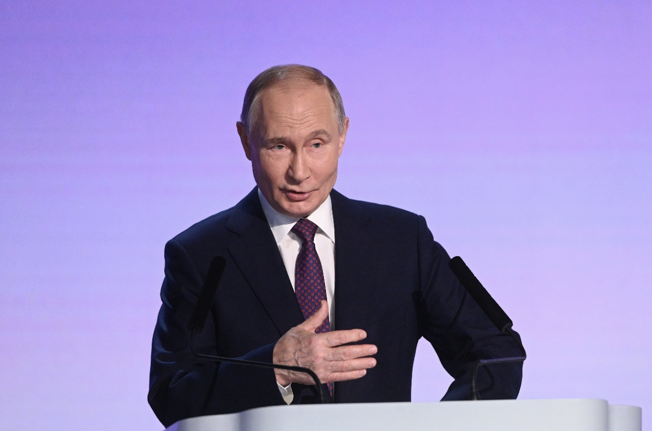 Путин: Зона безопасности должна исключать любую угрозу России