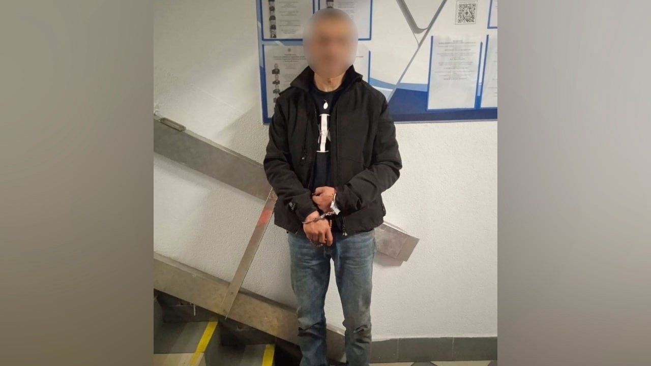 Во Львове мужчина взял в заложницы 13-летнюю девочку, испугавшись ТЦК