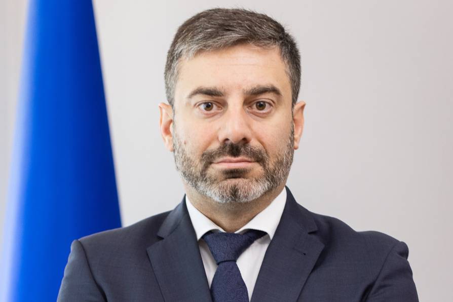 Омбудсмен Украины ушёл от ответа на вопрос об объятиях при передаче пленных