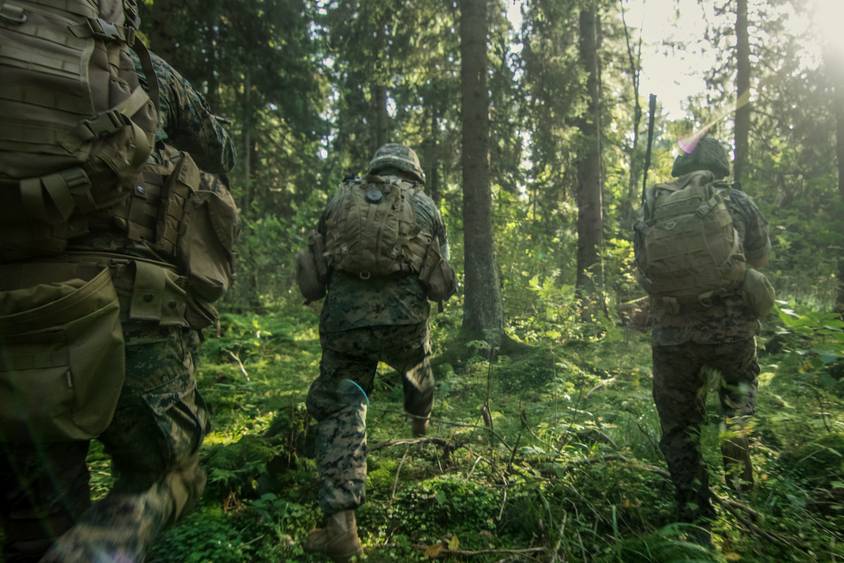 Морпех-медик Мицар помог спасти более 500 военных за два года участия в СВО