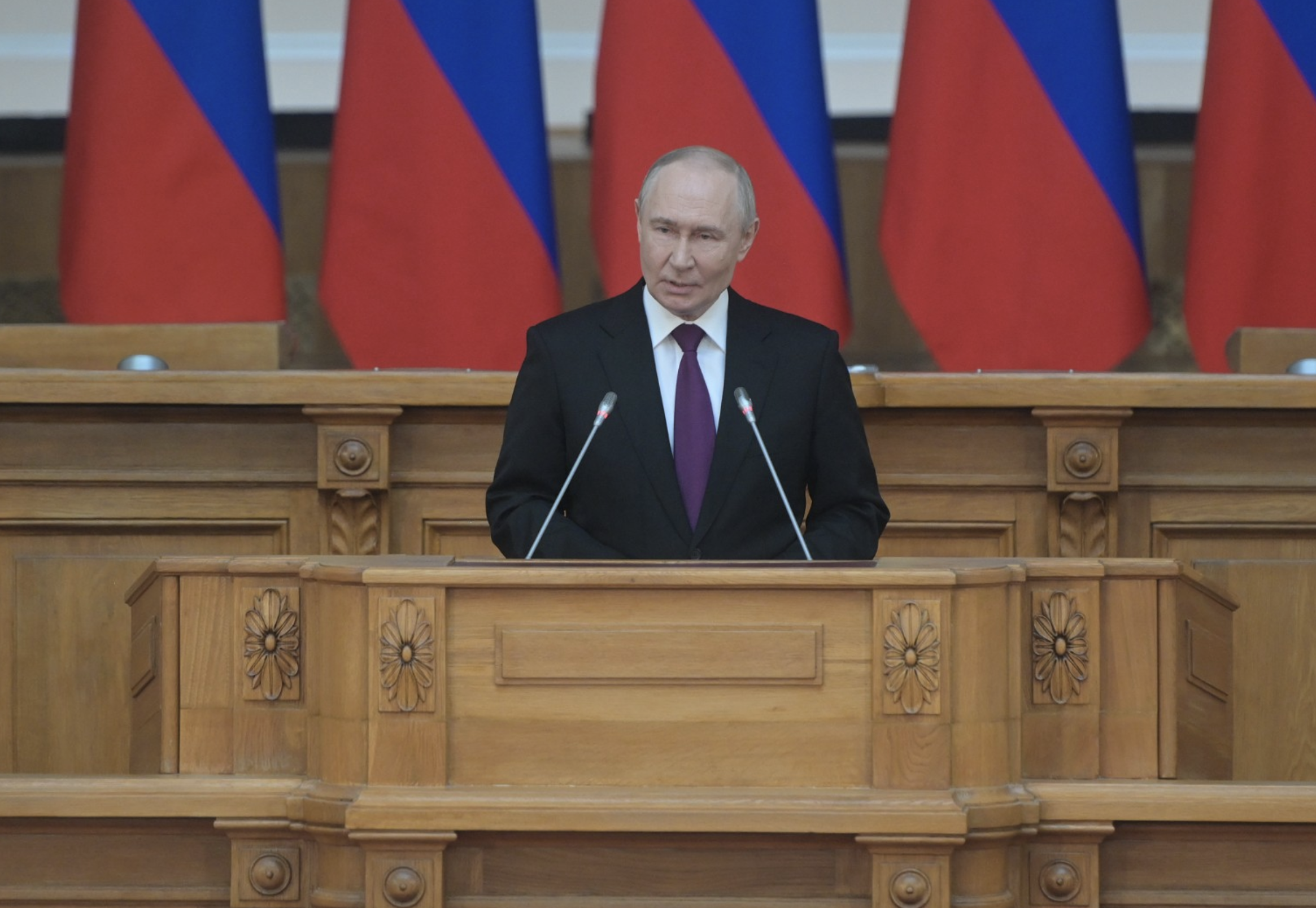 Путин извинился перед жителями Казани за перекрытия улиц из-за саммита