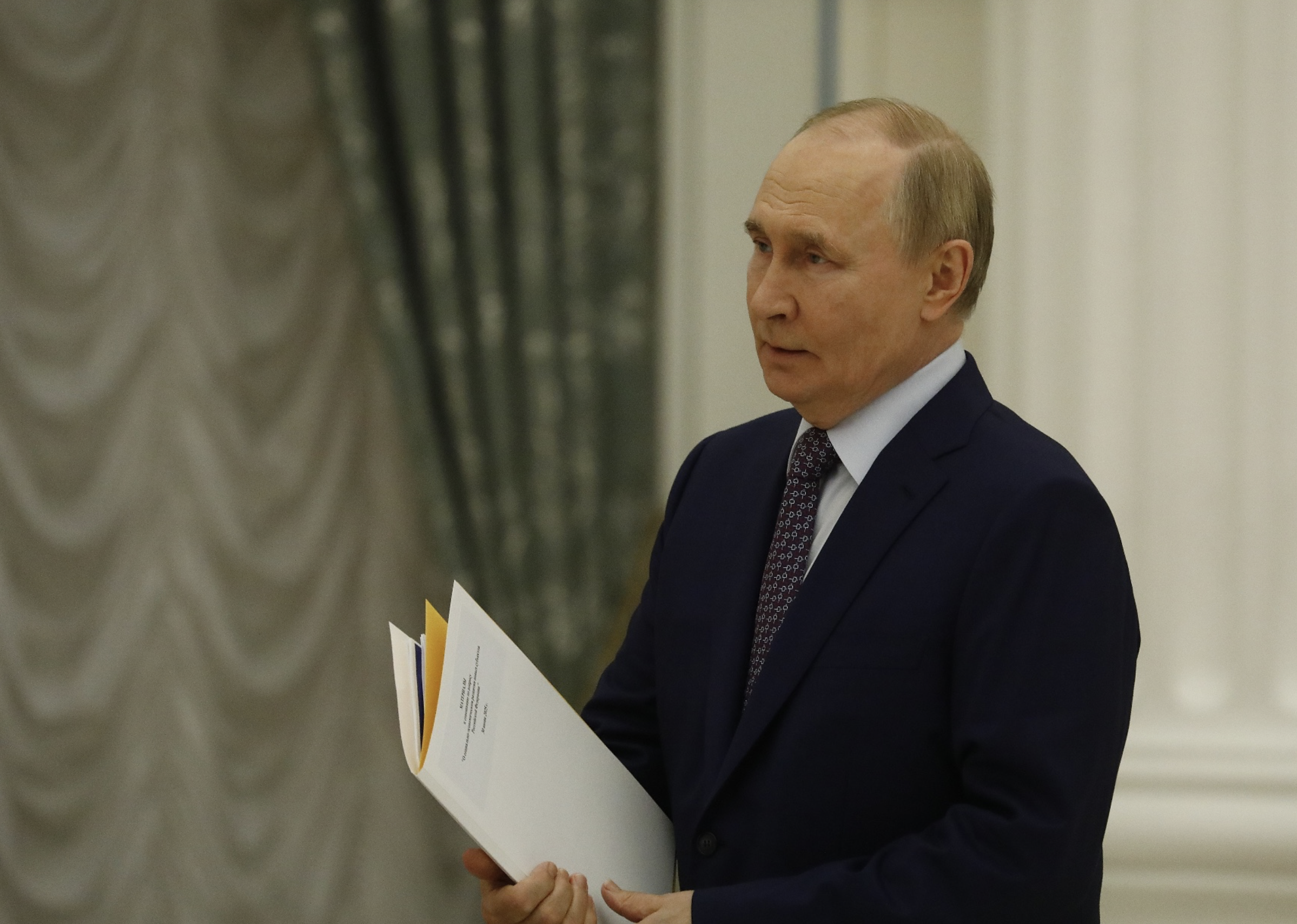 Ушаков: Путин разъяснил представителям стран АСЕАН позицию России по Украине
