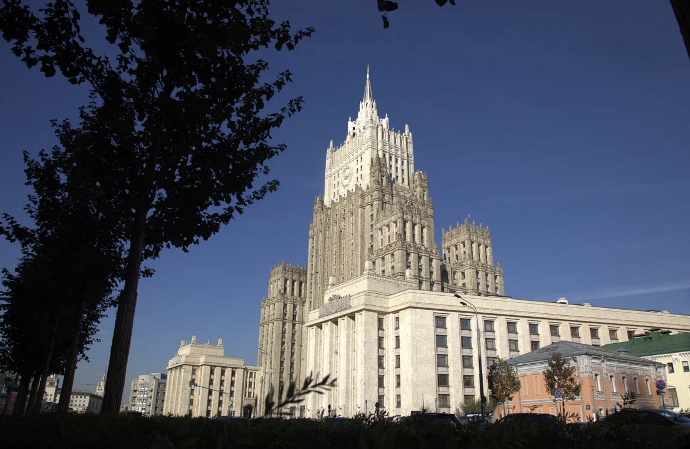 МИД РФ отменил ограничения на поездки в страны Персидского залива