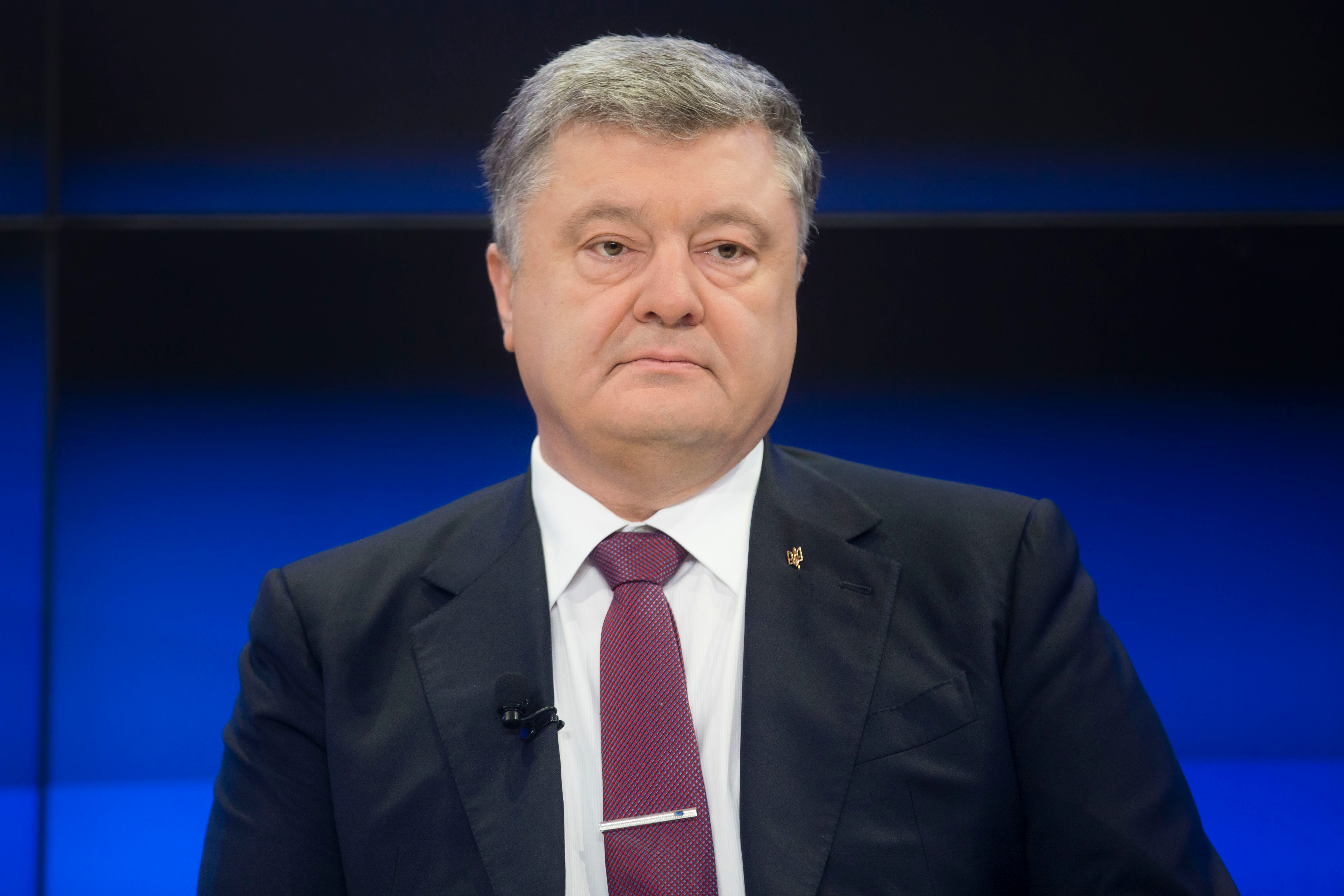 Порошенко* призвал Киев остановить конфликт прямо сейчас