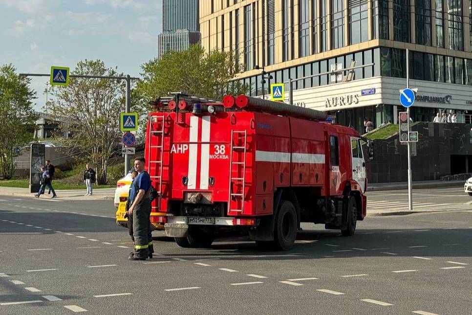 Пожар произошёл в доме на проспекте Науки в Петербурге