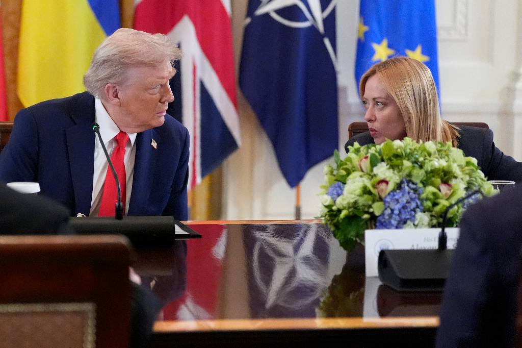 &laquo;Нет уж, спасибо!&raquo; Трамп отказался от примирения с Мелони и обвинил её в меркантильности