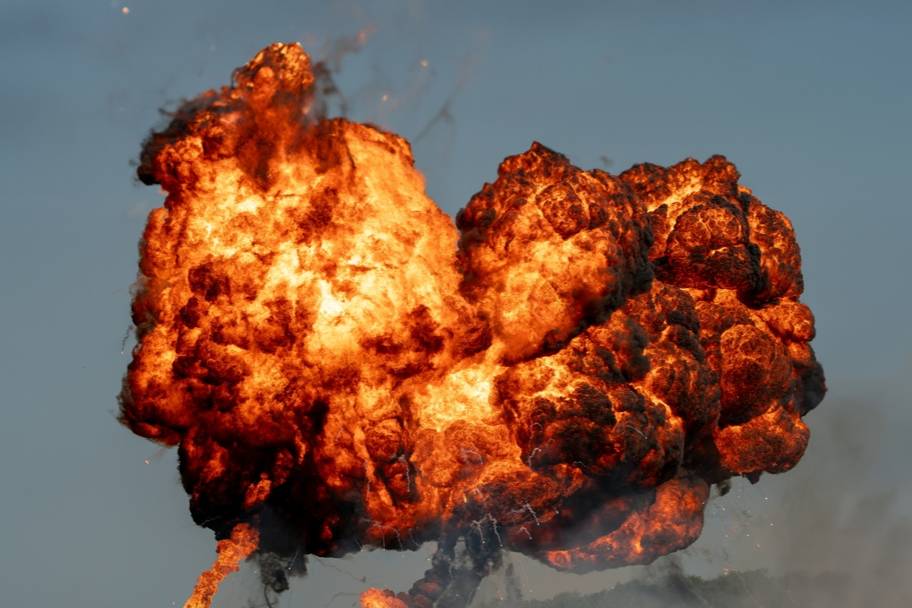 Российские бомбы накрыли военный остров под Николаевом, где работали британские инструкторы