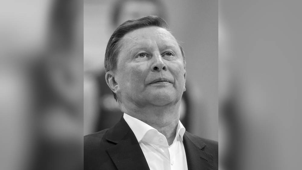 Дмитриев напомнил, что Иванов беззаветно служил России и помогал её развитию