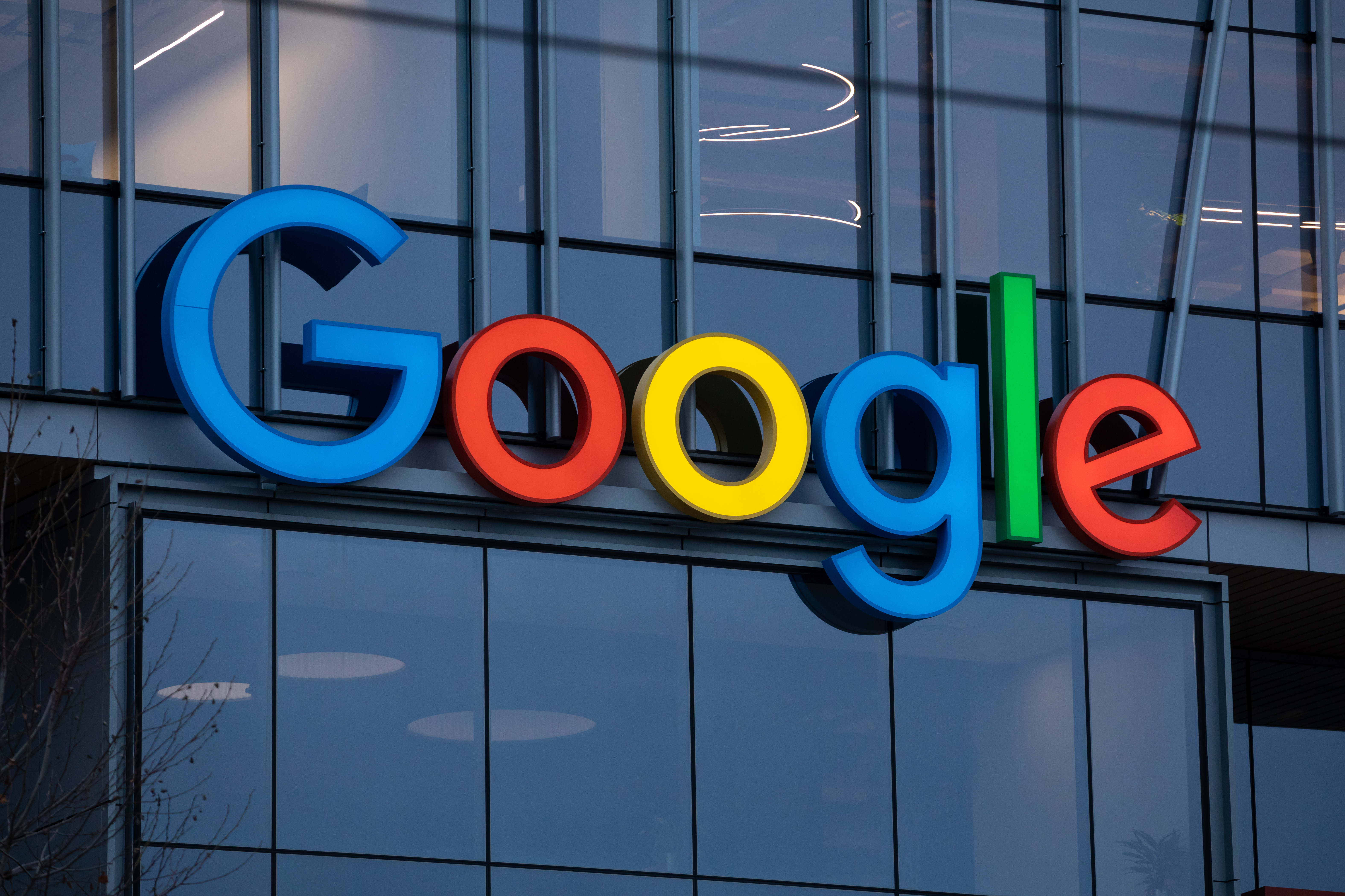 Суд в Бельгии арестовал имущество Google Belgium на &euro;115 млн по иску из РФ
