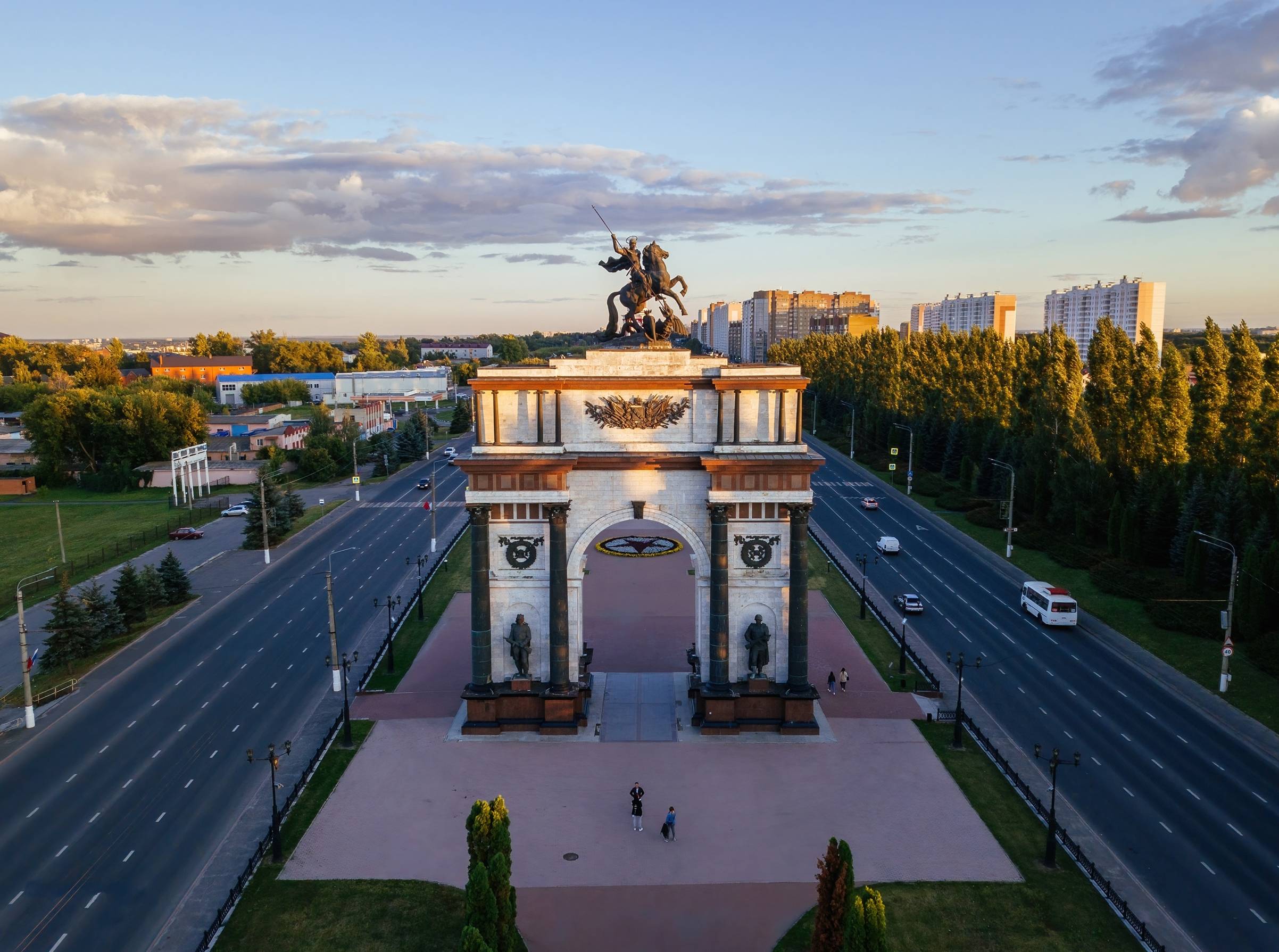 Хинштейн: Пострадавшим от ВСУ курянам дали более 16 тысяч жилищных сертификатов