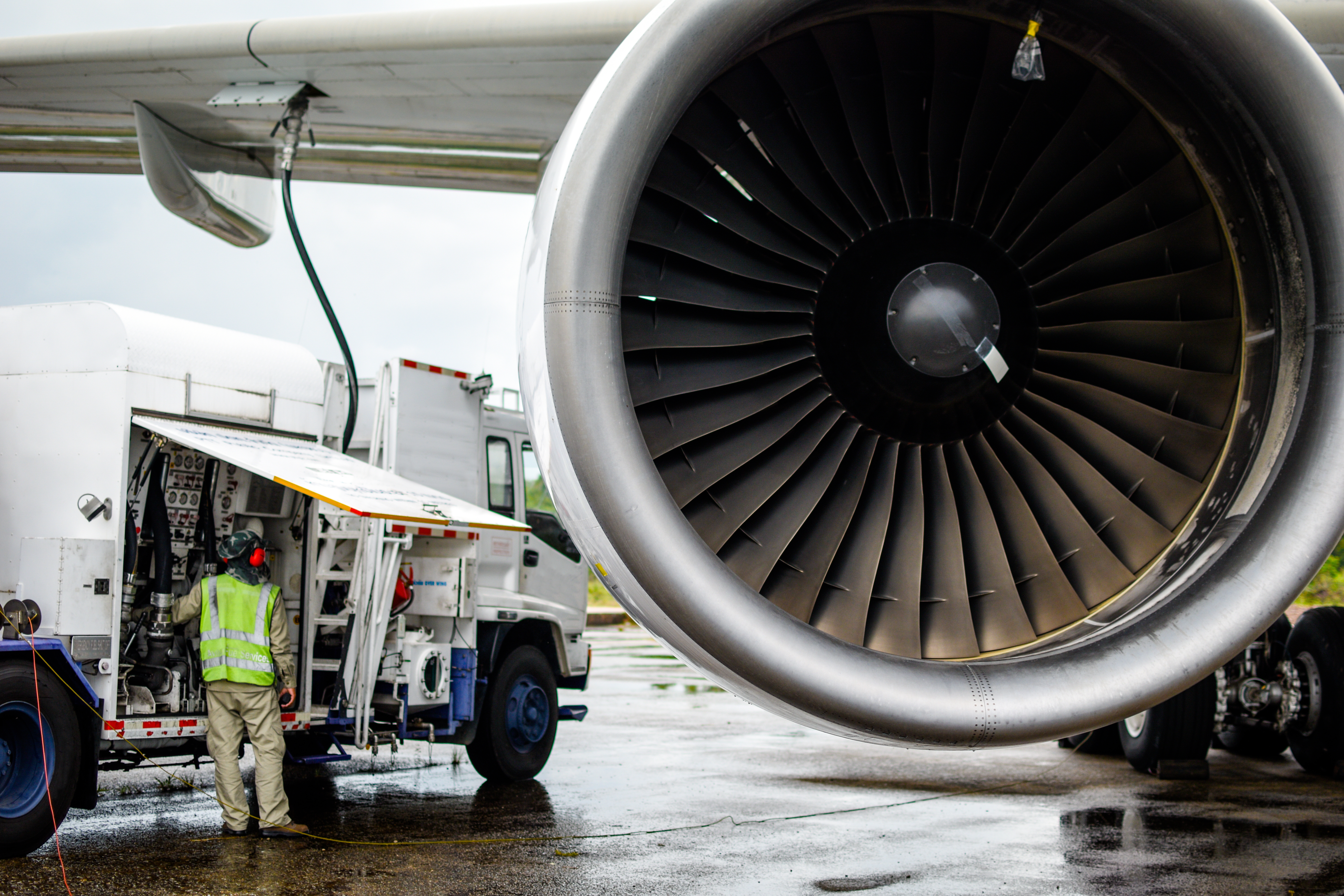 IATA: Расходы авиакомпаний на топливо вырастут до $350 млрд из-за войны в Иране