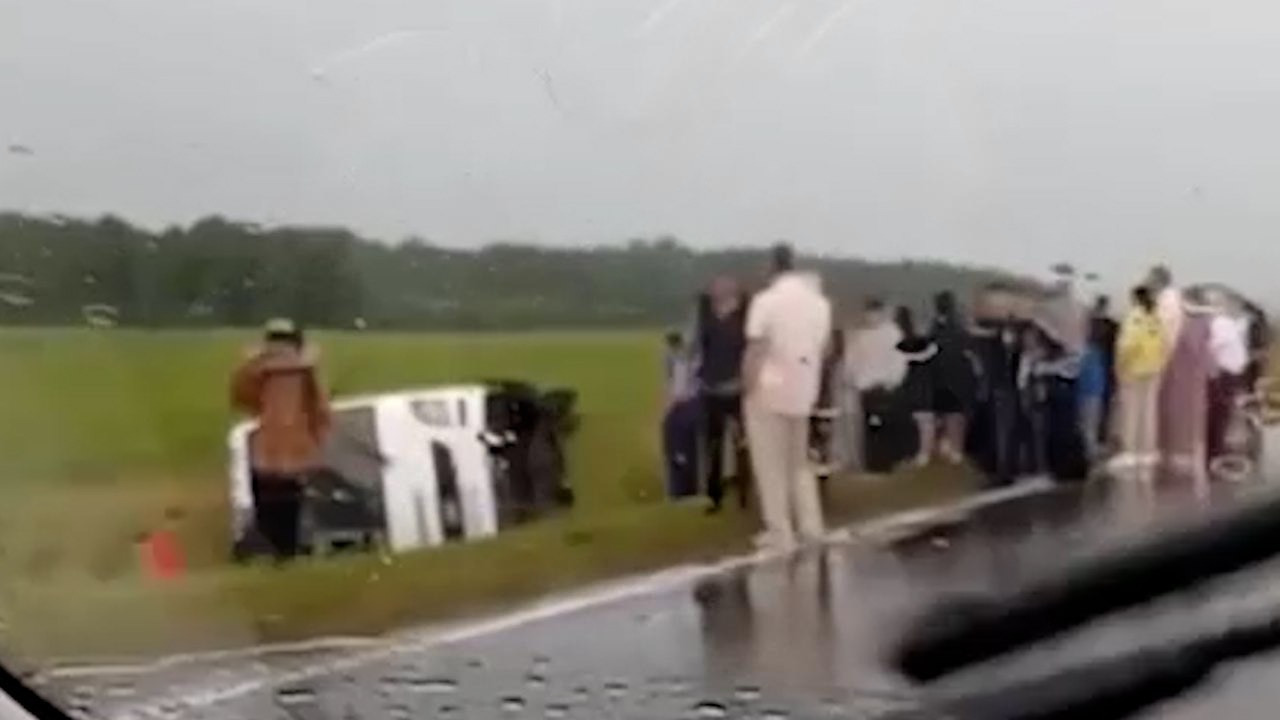 Автобус с 27 детьми попал в ДТП в Красноярском крае