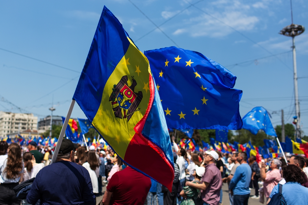 Европа ведёт Молдавию под раздачу румынский аналитик раскрыл планы Брюсселя