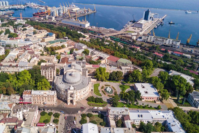 Удары ВС РФ заблокировали зерновой коридор Украины