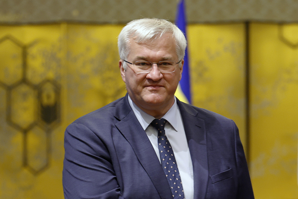 &laquo;Варшава, давай мириться&raquo;: Глава МИД Украины привёз в Польшу антикризисный план

