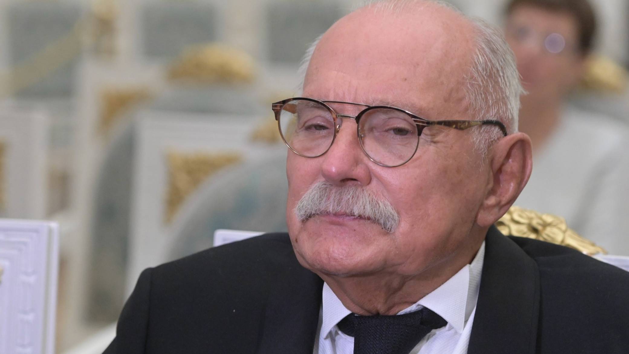 Михалков раскритиковал запреты на демонстрацию алкоголя и наркотиков в кино