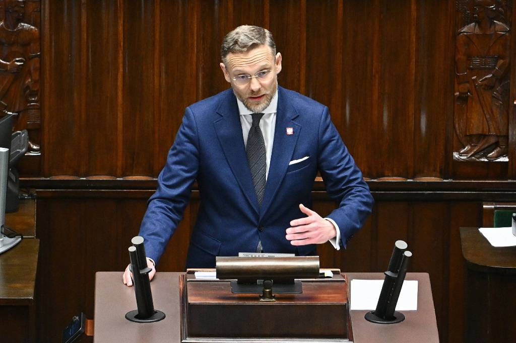 Главу канцелярии президента Польши внесли в базу «Миротворца»*