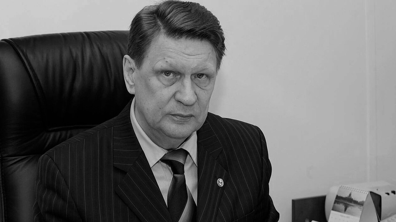 Умер академик РАН Владимир Окрепилов