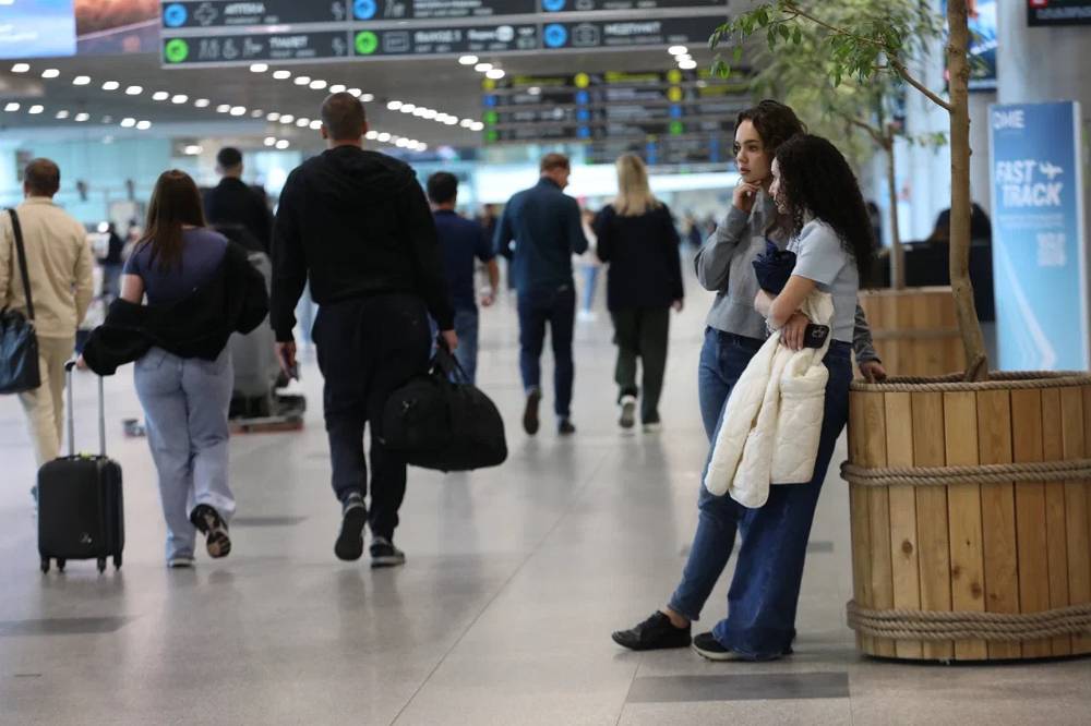 Временные ограничения действуют в аэропортах Казани, Самары и ещё трёх городов