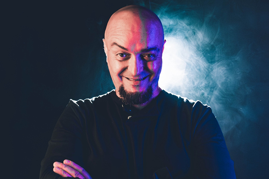 Умер Дмитрий Оганян: что случилось с басистом «Кукрыниксов» и что известно о его смерти
