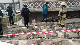 В Дагестане взрывом разрушило стену, пострадал ребёнок
