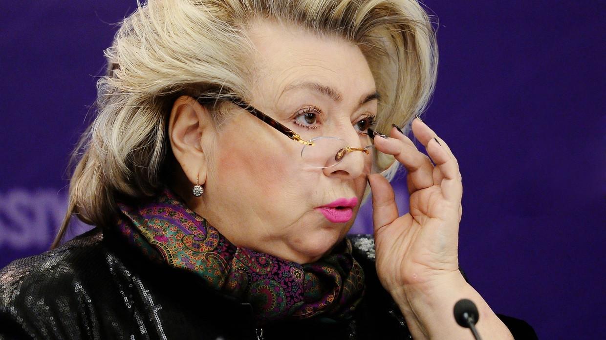 <p>Мне даже жаль Иру, когда я её слышу, честно. Ведь именно со мной она стала великой. За шесть лет выиграла две Олимпиады, пять раз побеждала на чемпионатах мира. Но вот такой она человек, с таким характером. Я всегда это знала, но лезла из кожи вон: не могла позволить себе, чтобы Ира была второй, а не первой</p>