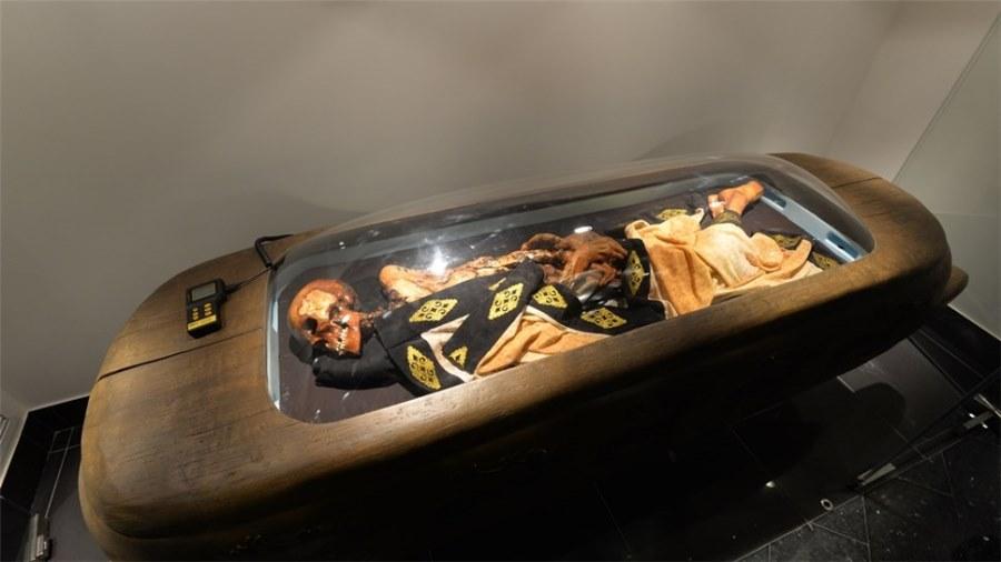 Алтайский депутат заявил, что республику от CoViD-19 защищает священная мумия