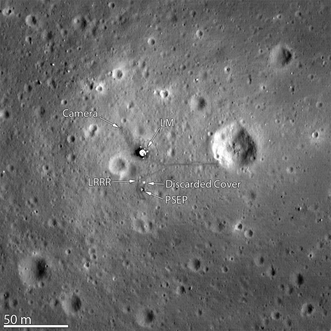 Место высадки "Аполлона-11", снятое станцией Lunar Reconnaissance Orbiter. Фото © NASA