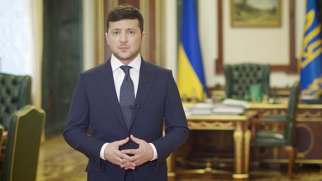 Зеленский рассказал, в каком случае может не выдержать медицинская система Украины