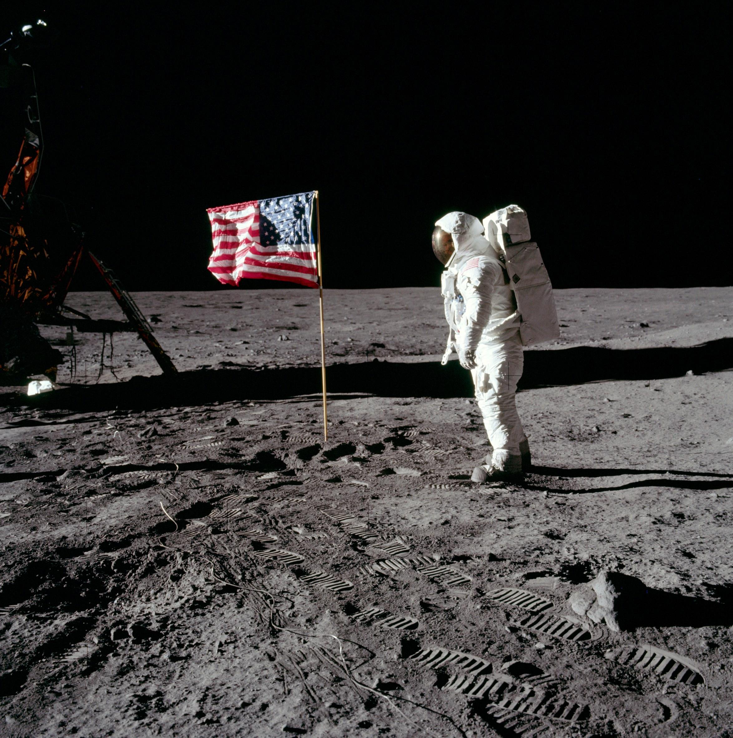 Астронавт Базз Олдрин на лунной поверхности. Фото © NASA